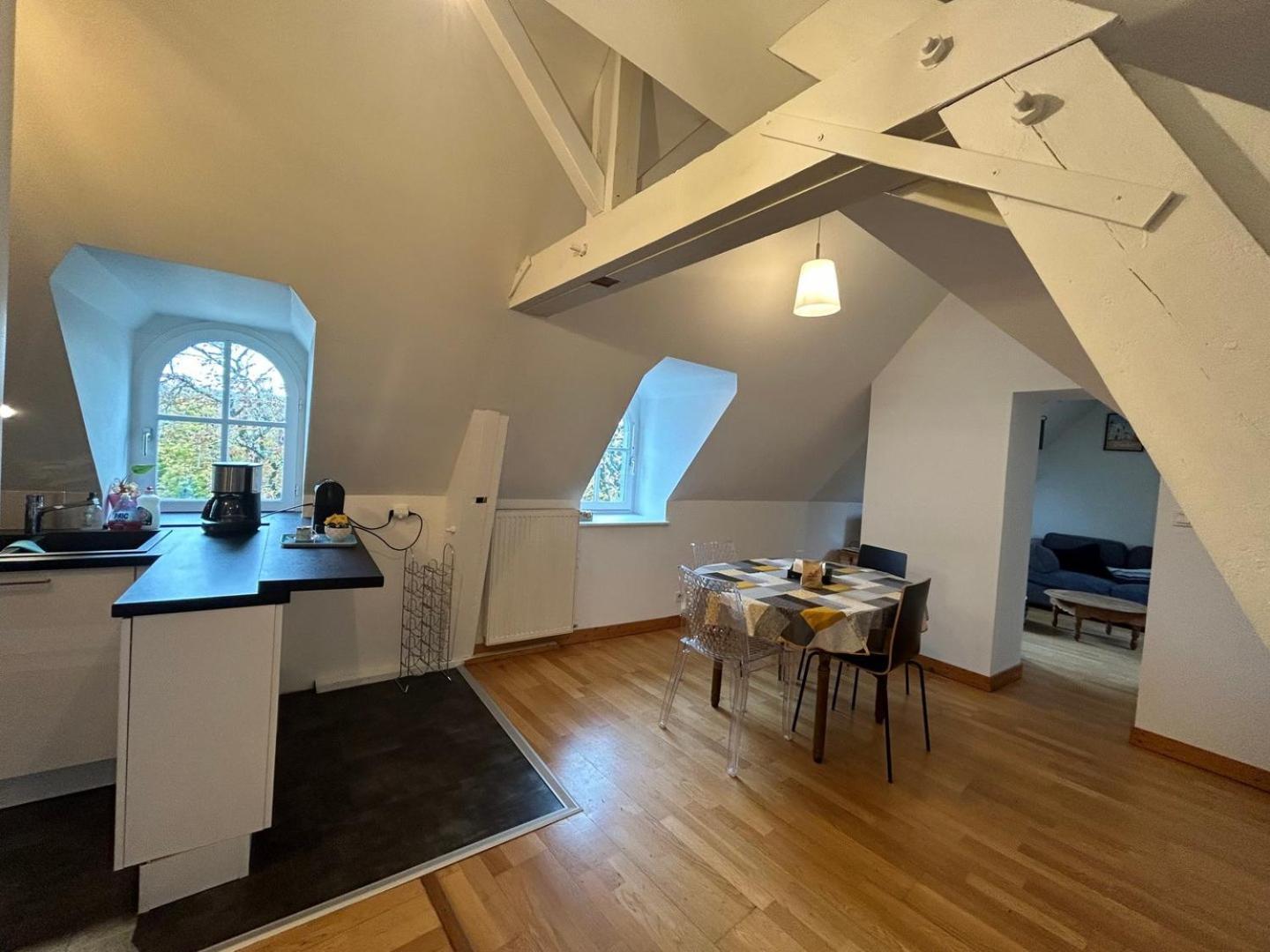 Le Square : Appartement Climatise En Centre Ville Poitiers Luaran gambar